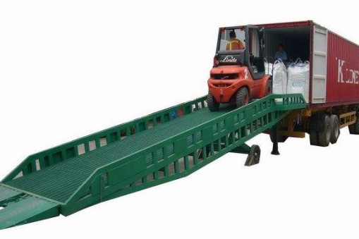 登車橋日常保養規定