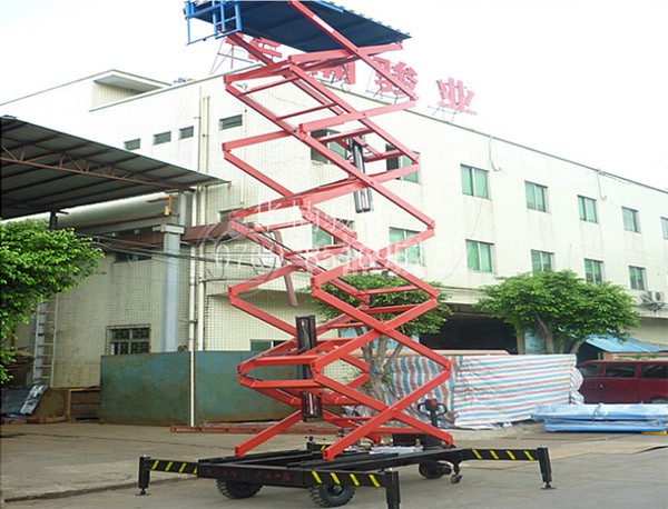夏天使用移動(dòng)式升降機(jī)要注意什么 夏天使用移動(dòng)式升降機(jī)要注意什么